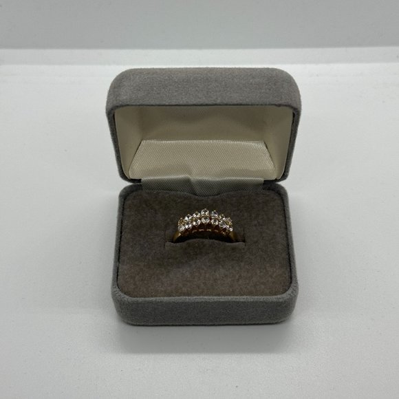 10K Yellow Gold Diamond Ring Double Row size 8 - Picture 2 of 12